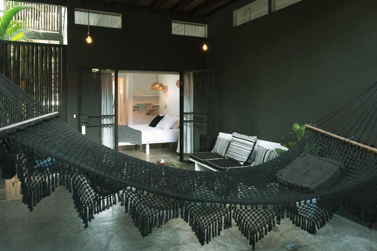 נוסארה La Negra Surf Hotel מראה חיצוני תמונה