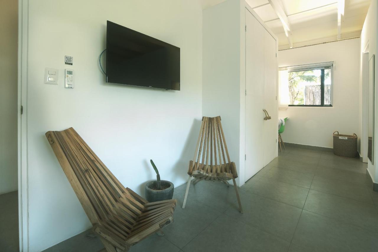 נוסארה La Negra Surf Hotel מראה חיצוני תמונה