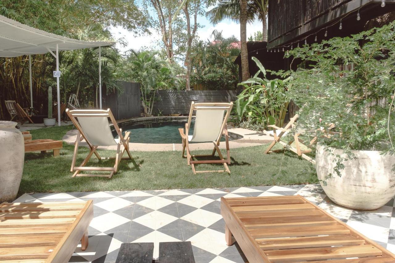 נוסארה La Negra Surf Hotel מראה חיצוני תמונה