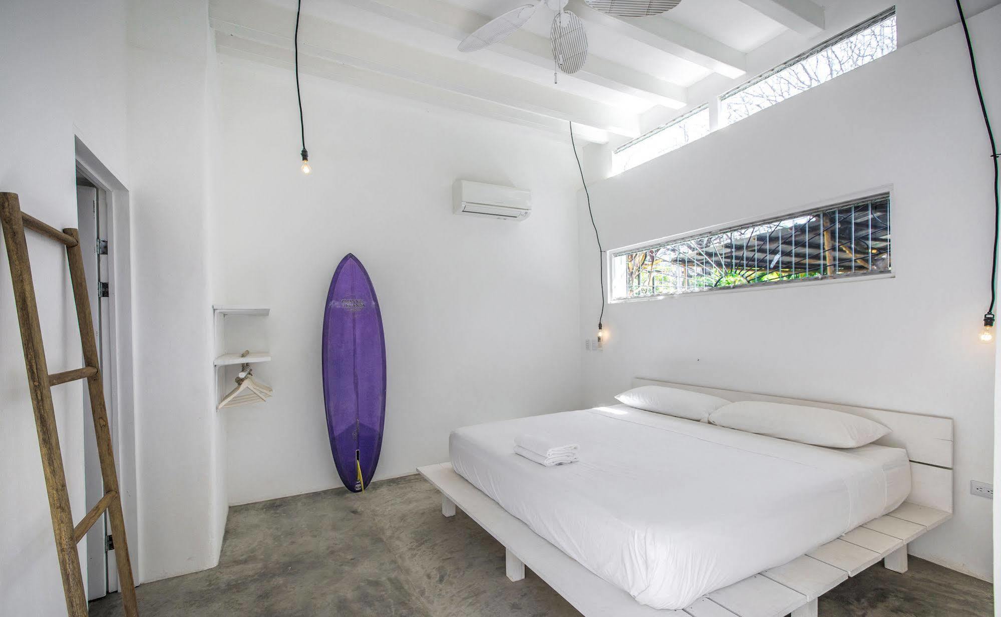 נוסארה La Negra Surf Hotel מראה חיצוני תמונה